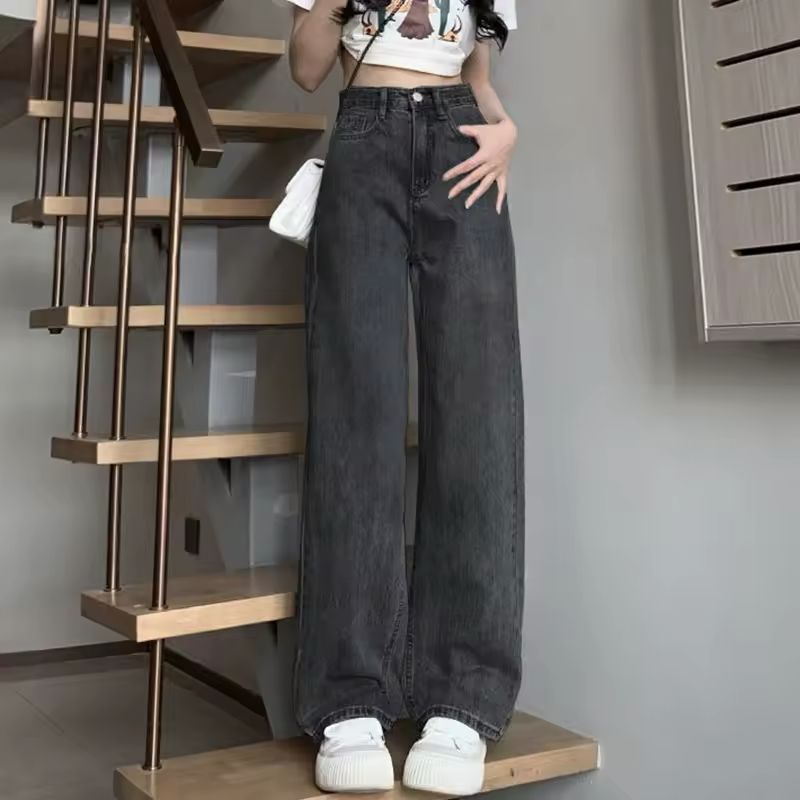 Clessie Jeans