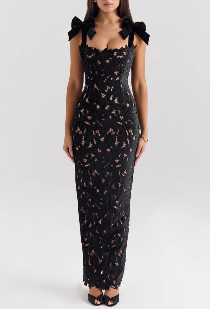 Tiff Velvet Lace